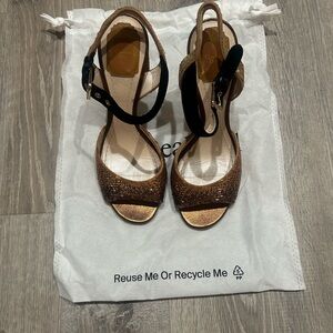 Christian Dior Elegant Black and Tan Heels